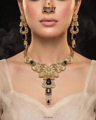 Zeesy-Crimson Gemstone Hasli Necklace Set