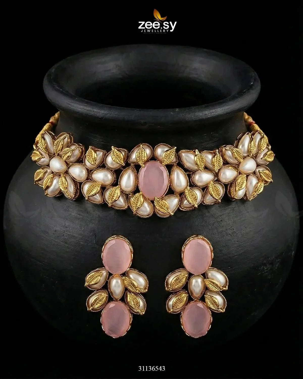 Jennet Baroque Pearl Choker Set