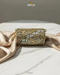 Rich Leaf Vine Clutch Bag