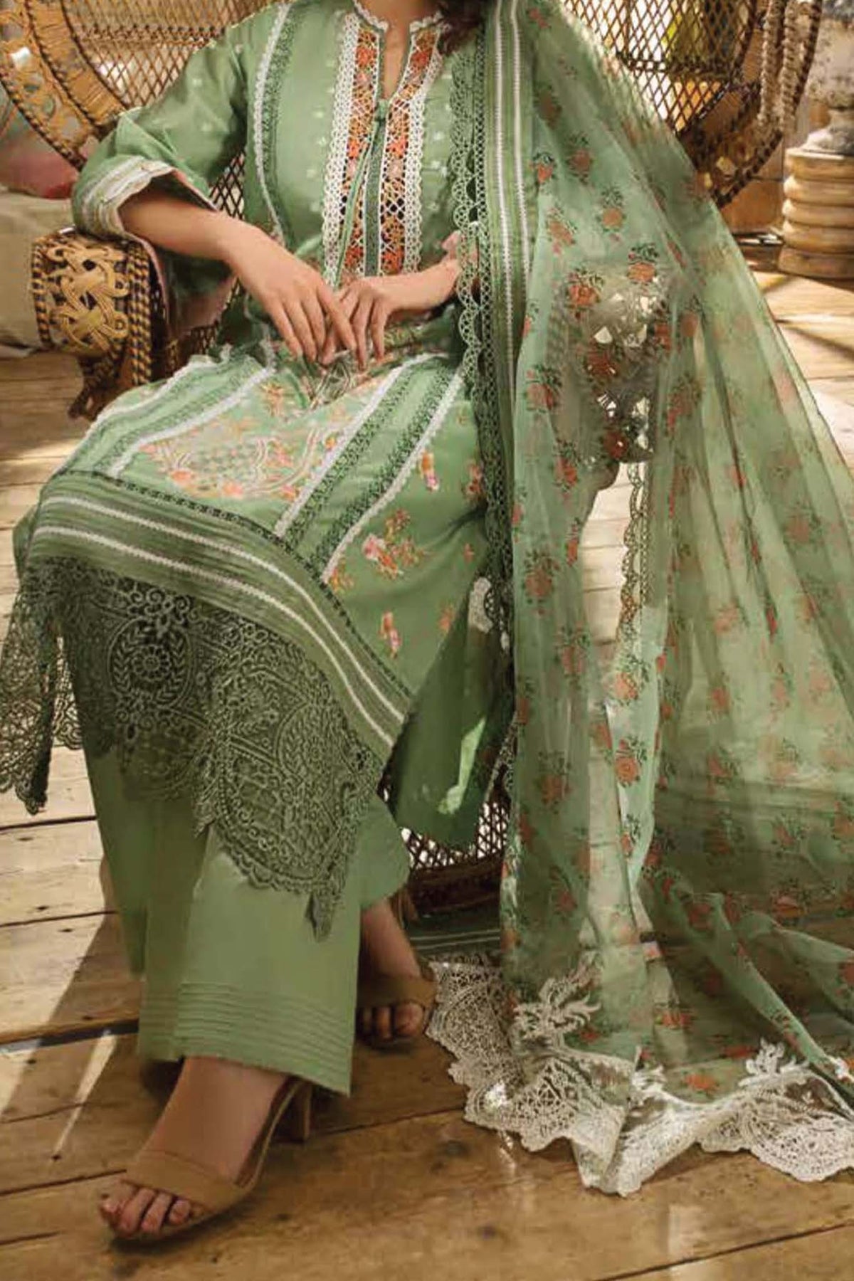 Sobia Nazir Unstitched 3 Piece Luxury Lawn Collection'2023-D-10-A