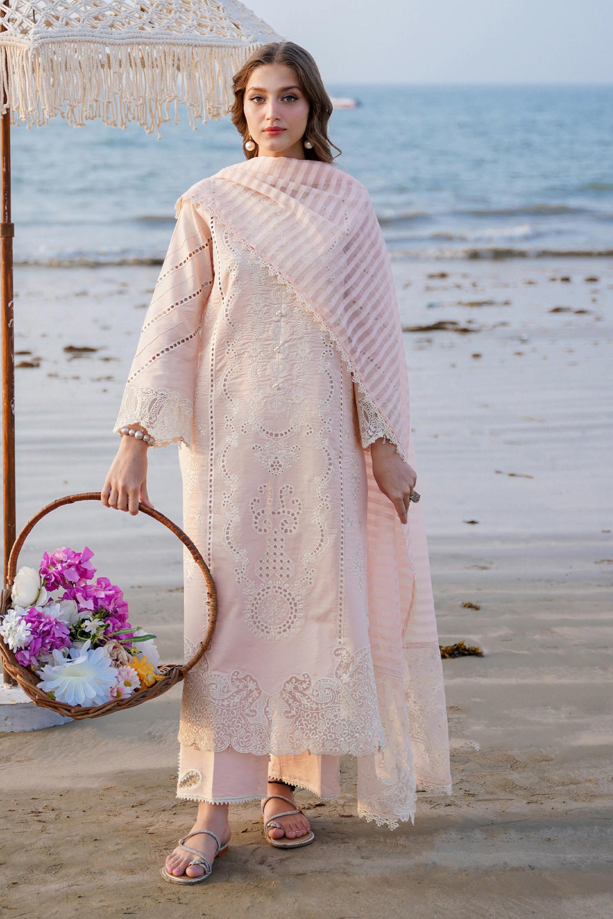 Saagar by Aabyaan Unstitched 3 Piece Luxury Festive Lawn Collection'2024-AF-07