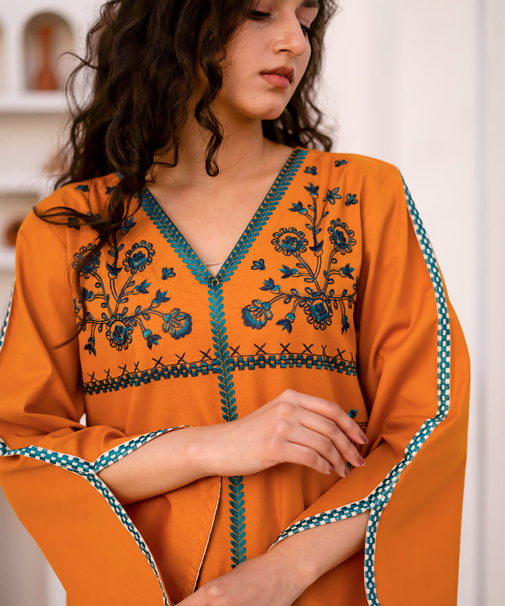 Dastoor By Kross Kulture Stitched 2Pc - Cotton Emb Suit