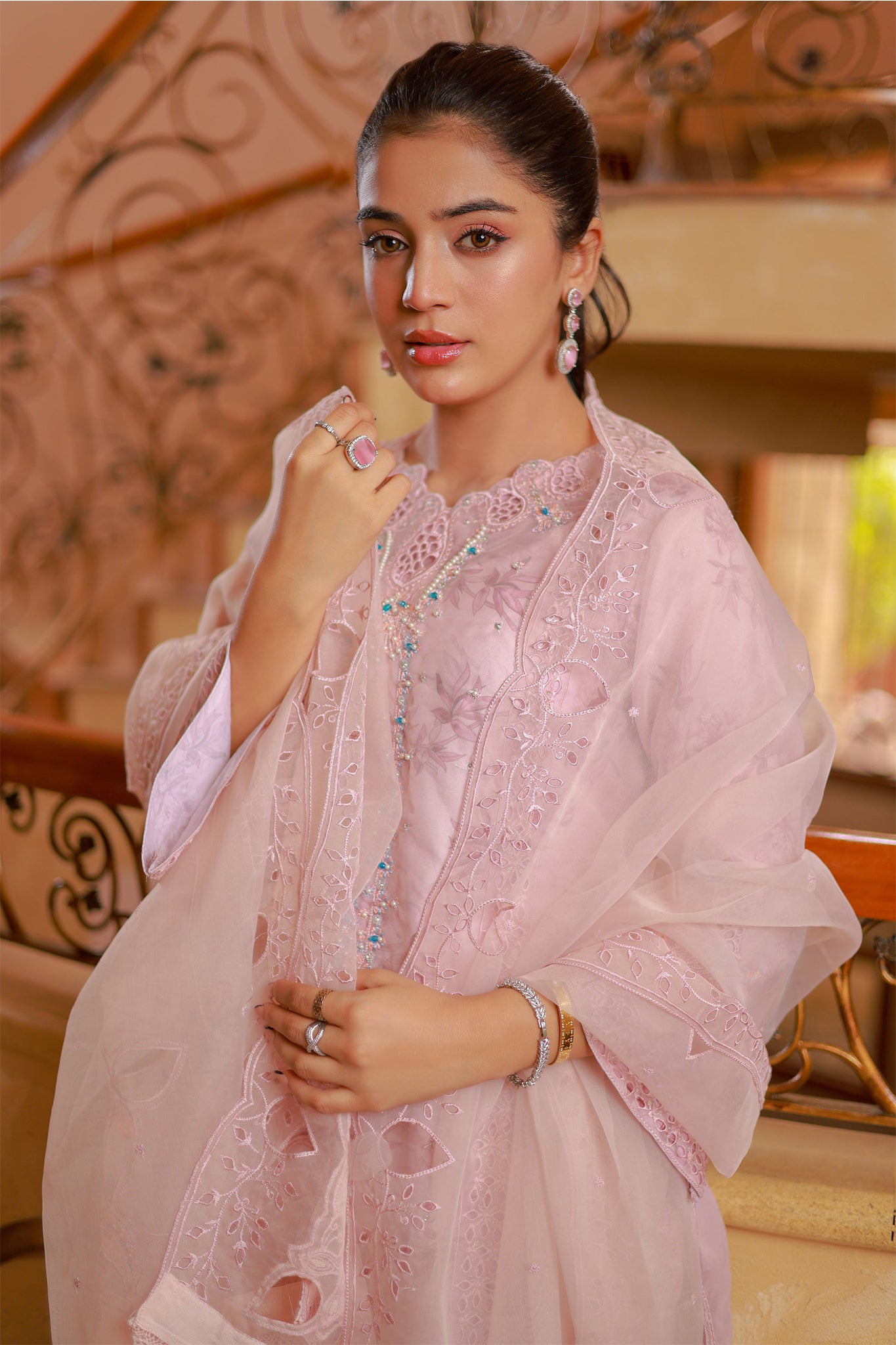 Naqsh By Guzel Stitched 3 Piece Luxury Formals Emb Organza Collection'2024-02-Sandal