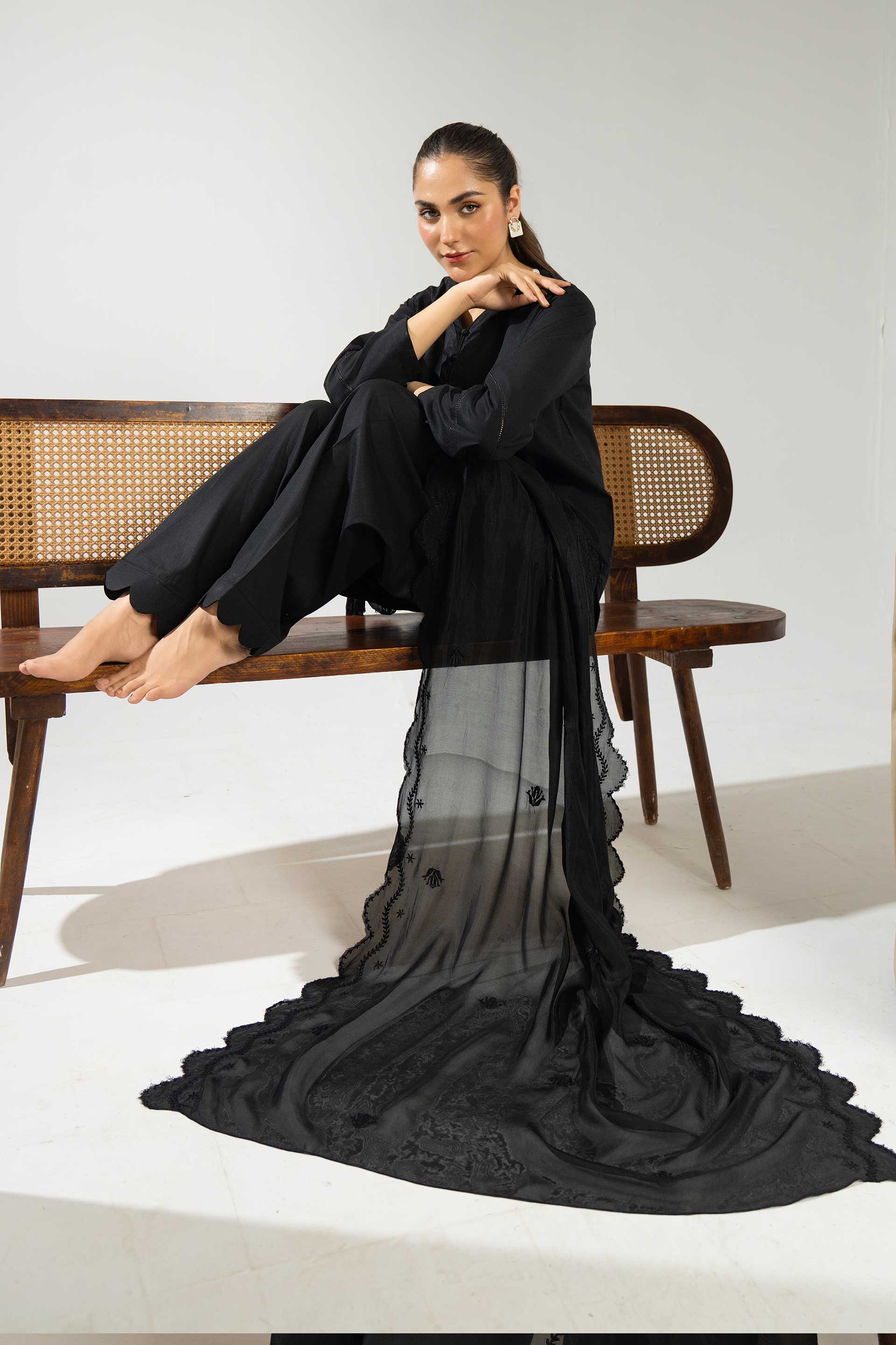 Mannat Clothing Stitched Spring Edit Vanta