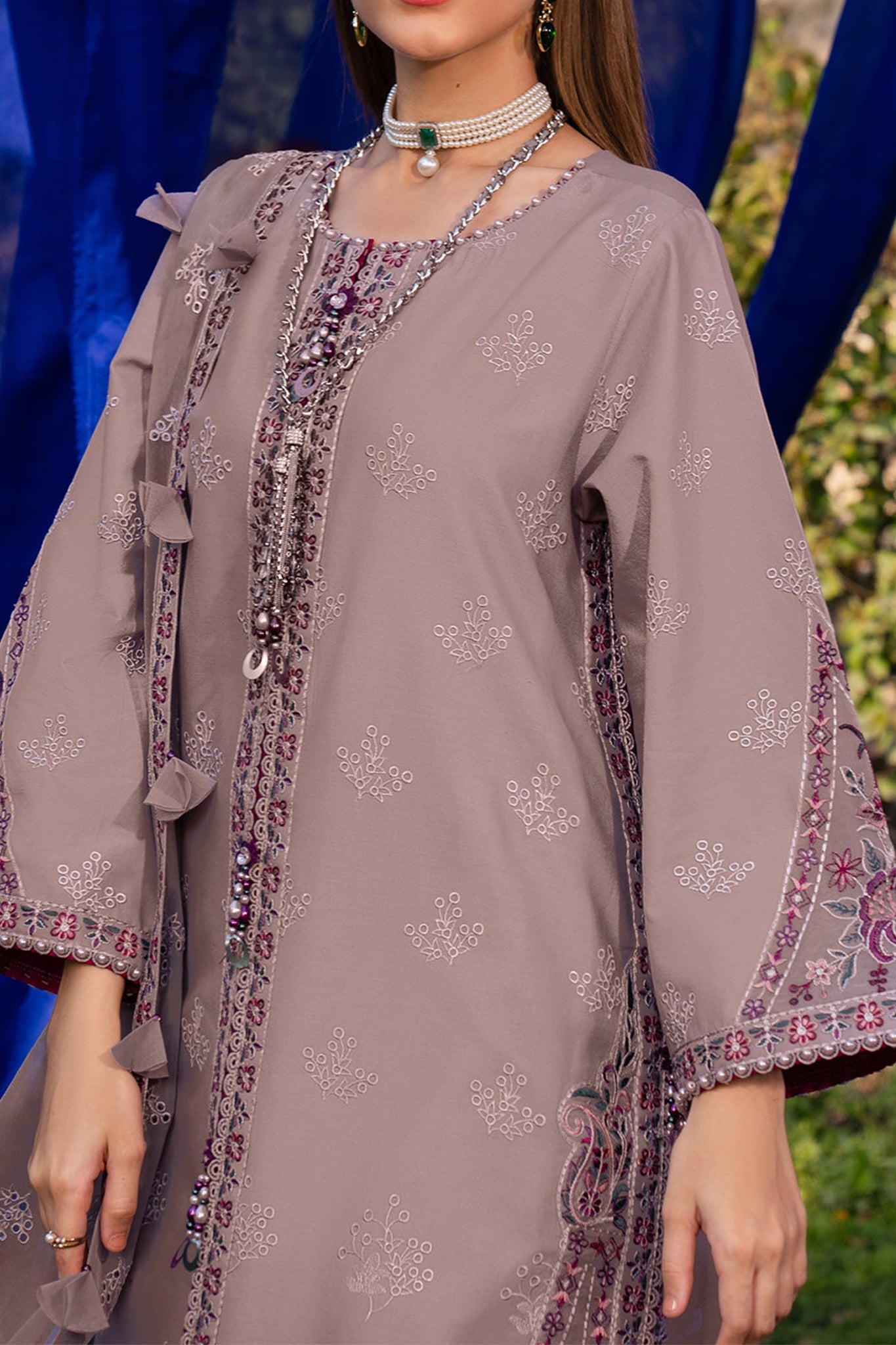 Rawayat By Alizeh Unstitched 3 Piece Luxury Emb Lawn Collection'2024-03-Meerat