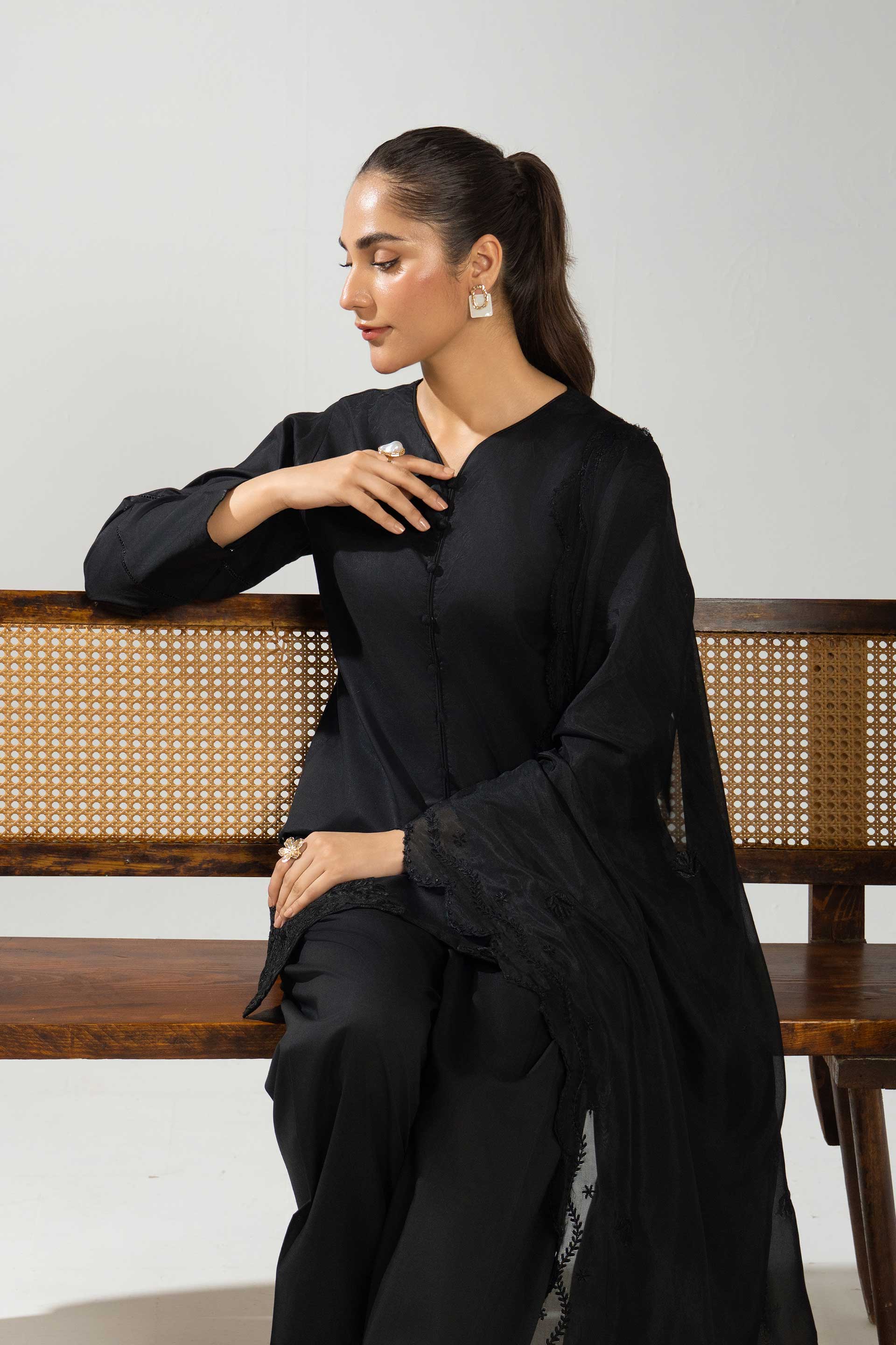 Mannat Clothing Stitched Spring Edit Vanta