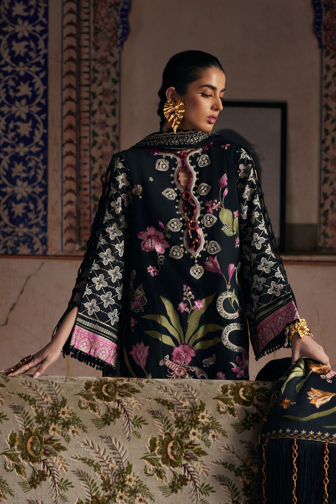 Elan Unstitched 3 Piece Luxury Lawn Collection'2025-04-A-Azureh