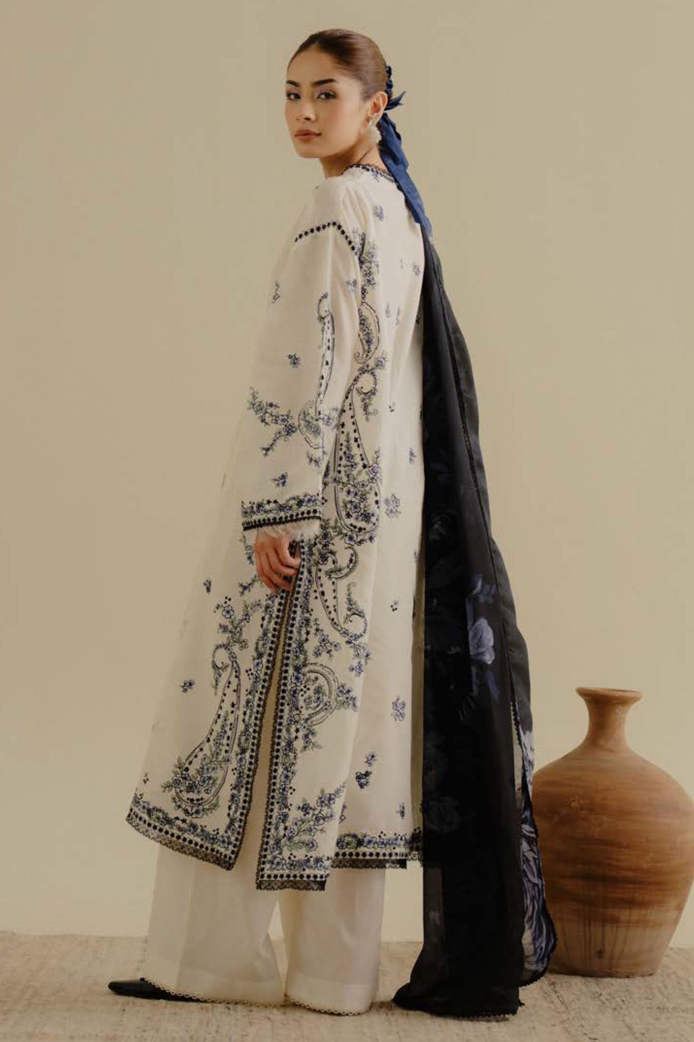 COCO By Zara Shah Jahan Unstitched 3 Piece Lawn Drop 2 Collection'2025-04-A-Yana