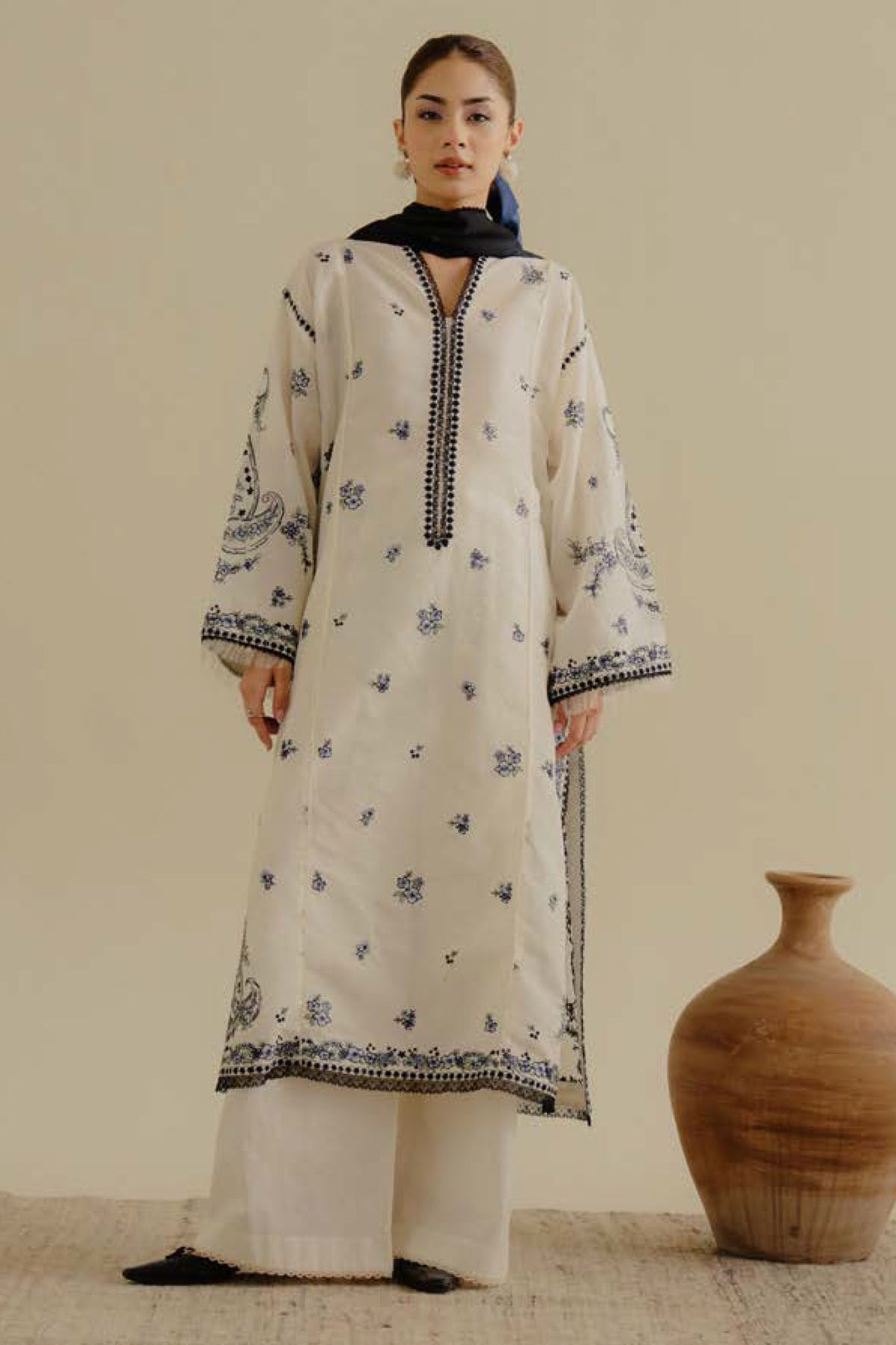 COCO By Zara Shah Jahan Unstitched 3 Piece Lawn Drop 2 Collection'2025-04-A-Yana