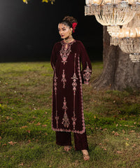 Makhmal By Mazil Stitched 2 Piece Formals Collection'2026-Zara