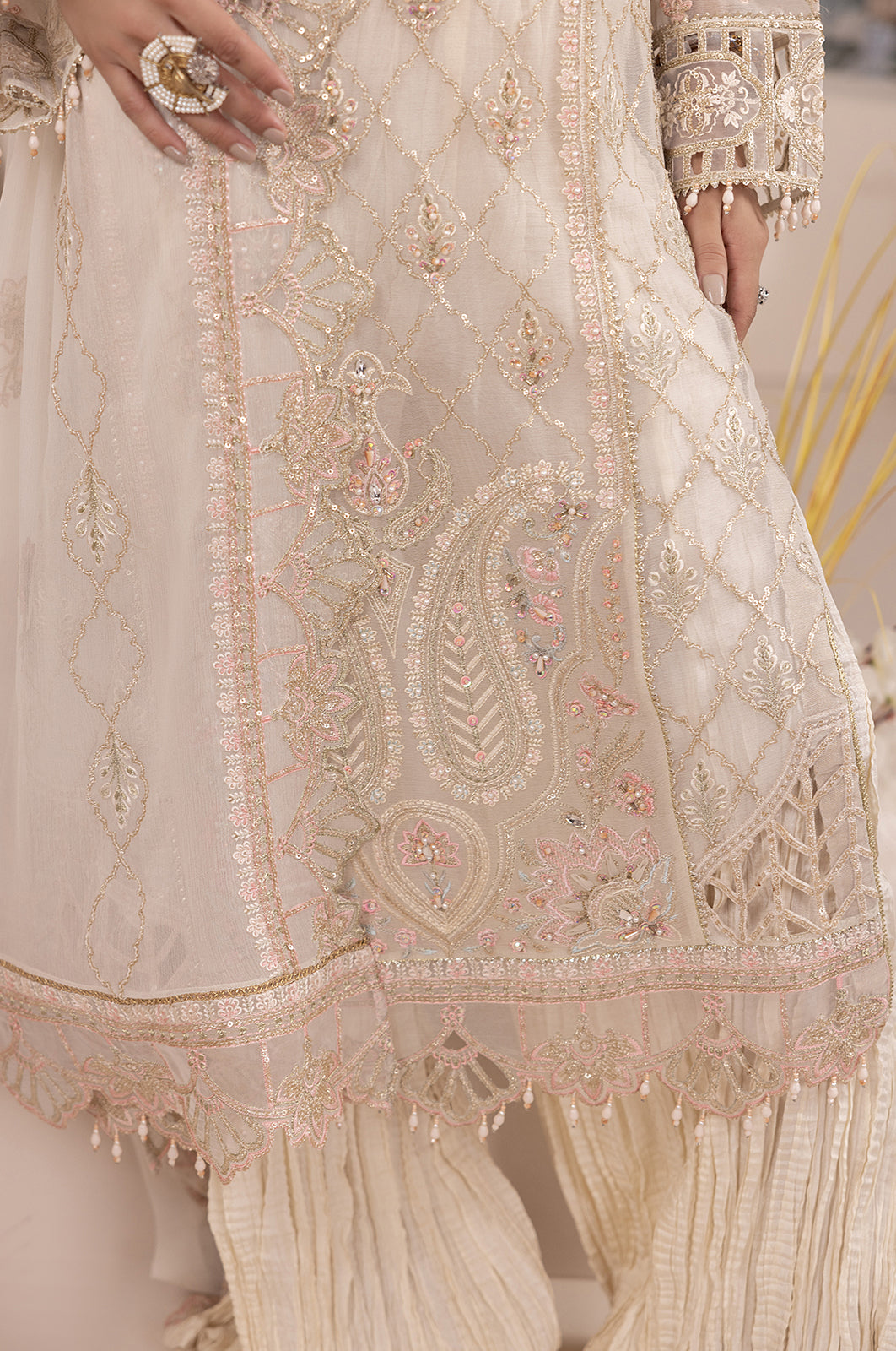 Aaraish By Diara Couture Stitched 3 Piece Formals Collection'2025 HAYA-SF-15-Off White