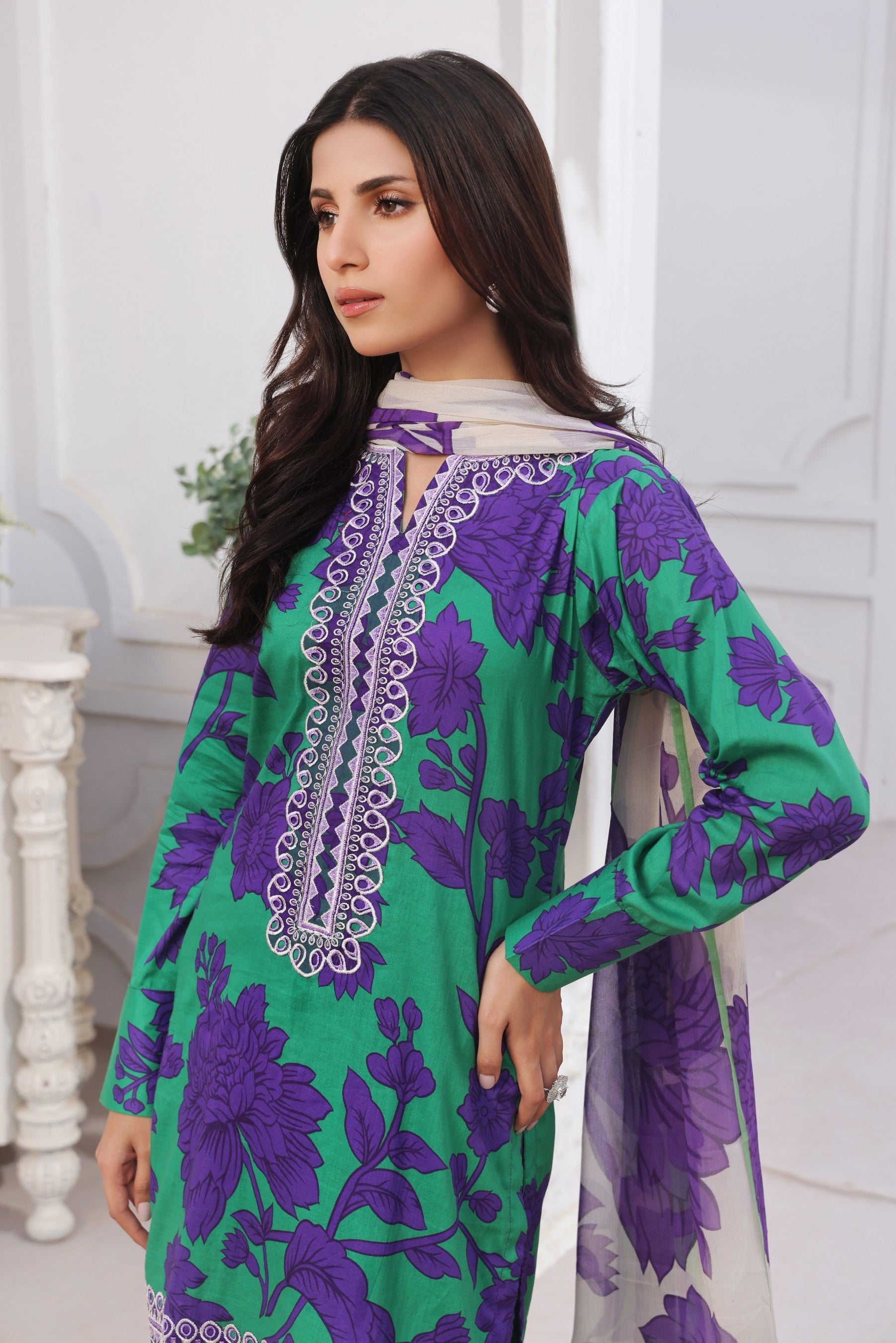 Midnight Murmurs By Feathers Lawn Collection'2025-LAVIRA-FT478