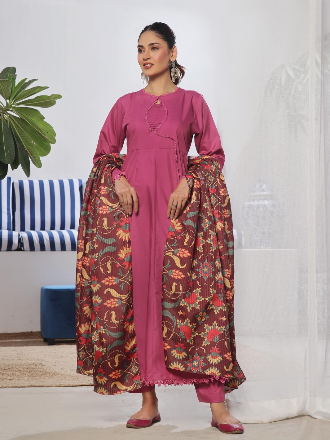 TNG Kiari Shawl