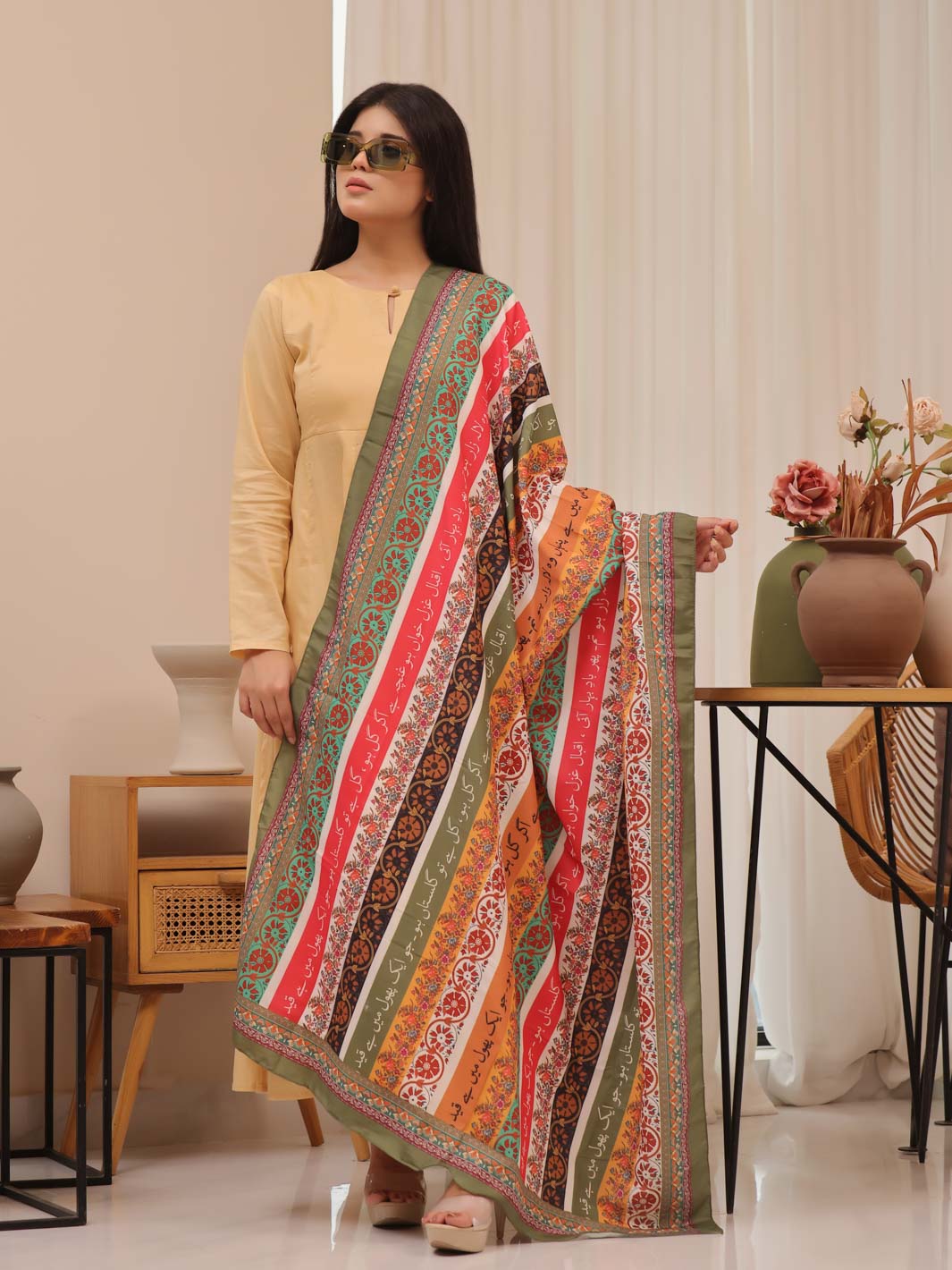 TNG Phool Stripes Odhni Collection'2024