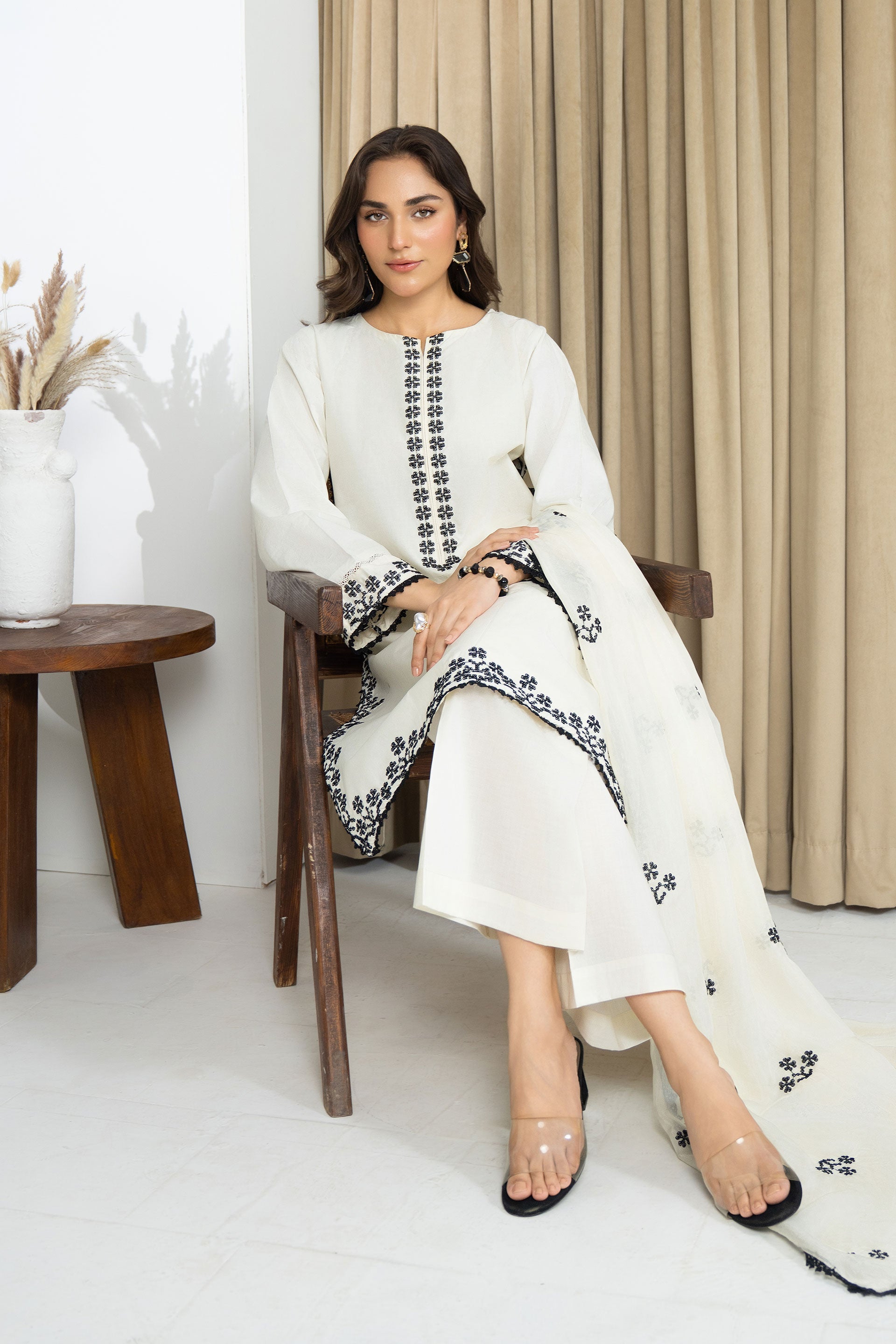 Mannat Clothing Stitched Spring Edit Silque