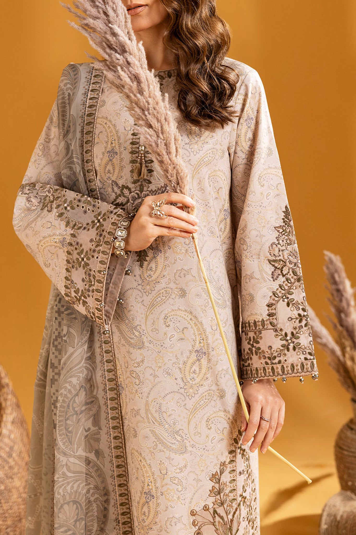 Maahi By Alizeh Unstitched 3 Piece Printed Lawn Collection'2024-09-Hira