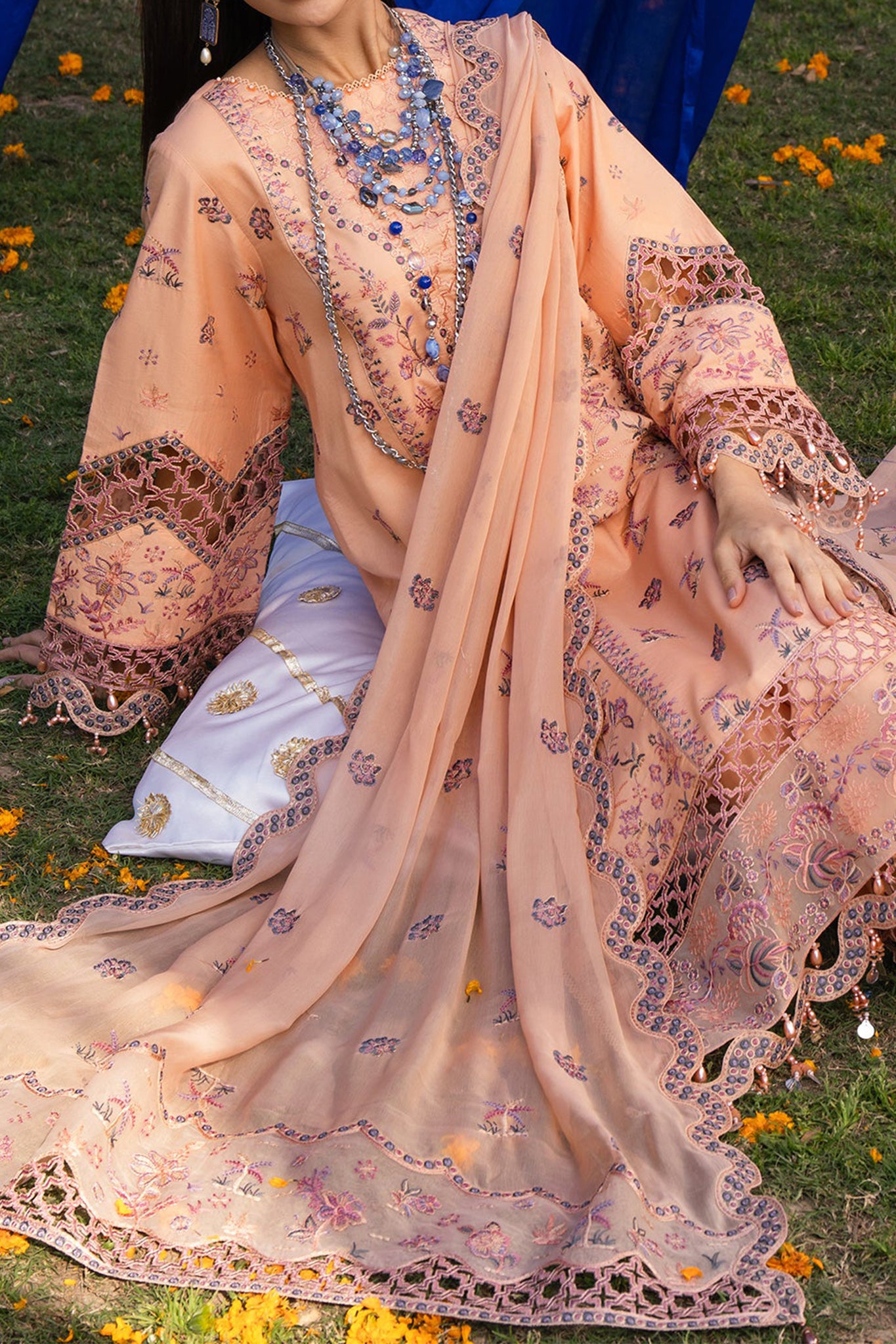 Rawayat By Alizeh Unstitched 3 Piece Luxury Emb Lawn Collection'2024-09-Nazmin