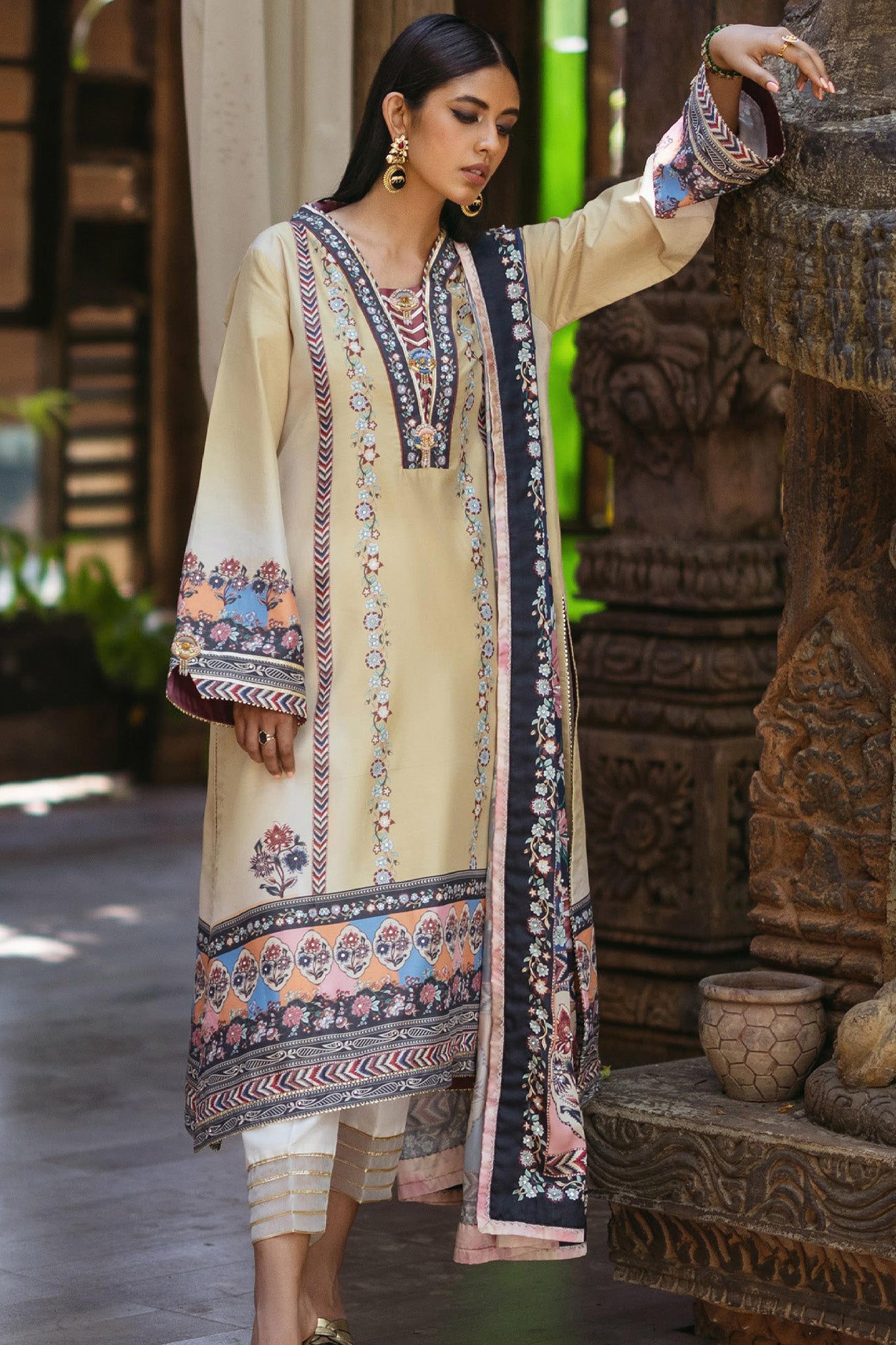 Nirvana By Mushq Unstitched 3 Piece Silk Edit Collection'2024-09-Taupe