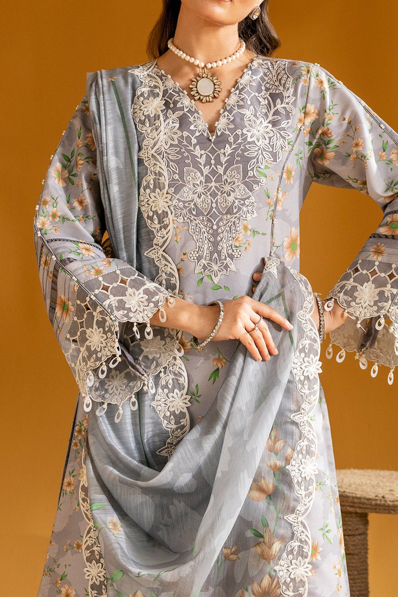 Maahi By Alizeh Unstitched 3 Piece Printed Lawn Collection'2024-10-Lina