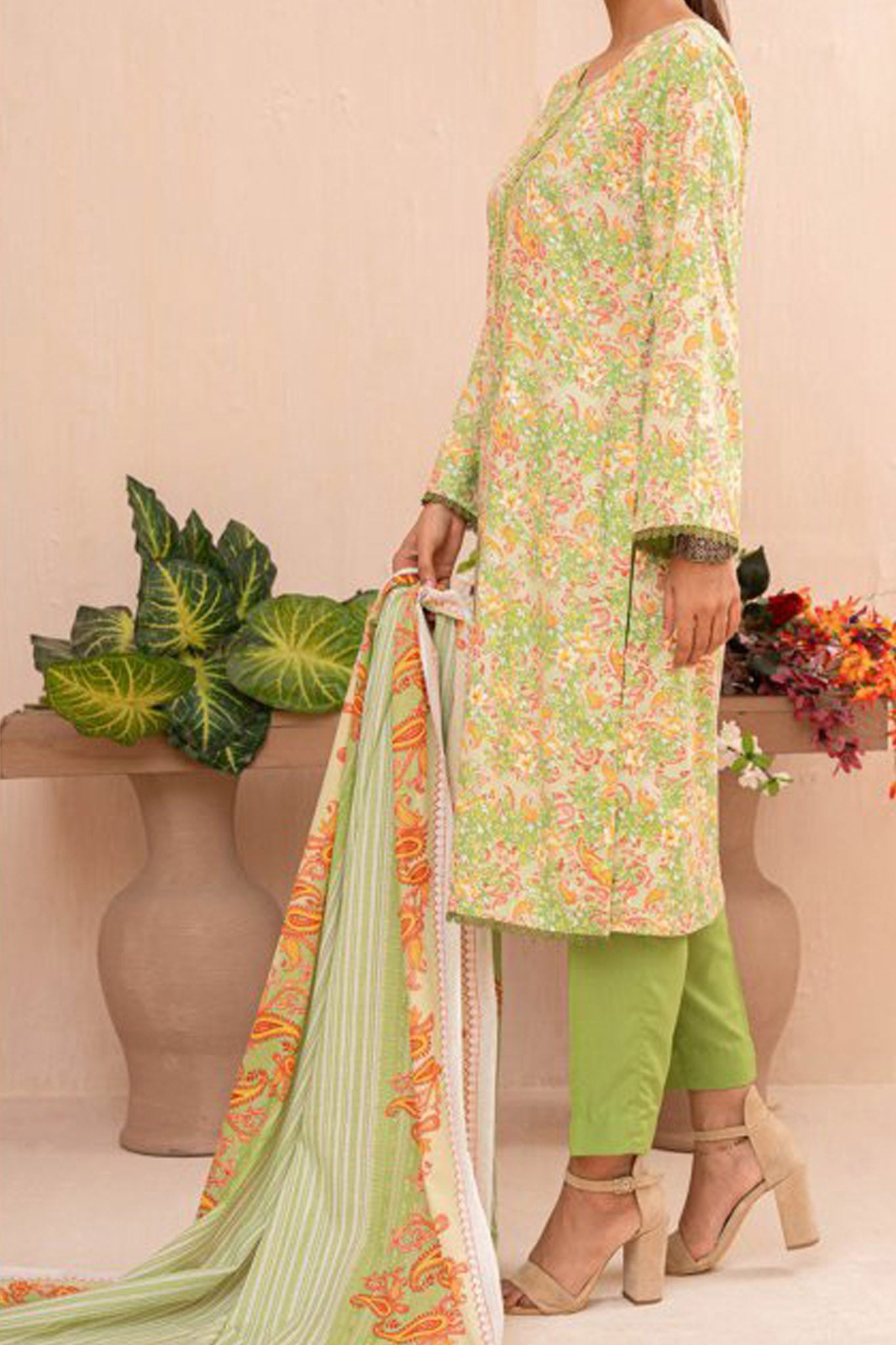 Amna Khadija Unstitched 3 Piece Wrinkle Free Prints Vol-17 Collection'2024-1093-D