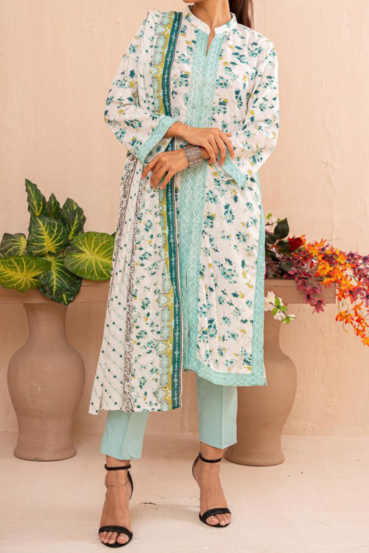 Amna Khadija Unstitched 3 Piece Wrinkle Free Prints Vol-17 Collection'2024-1094-D