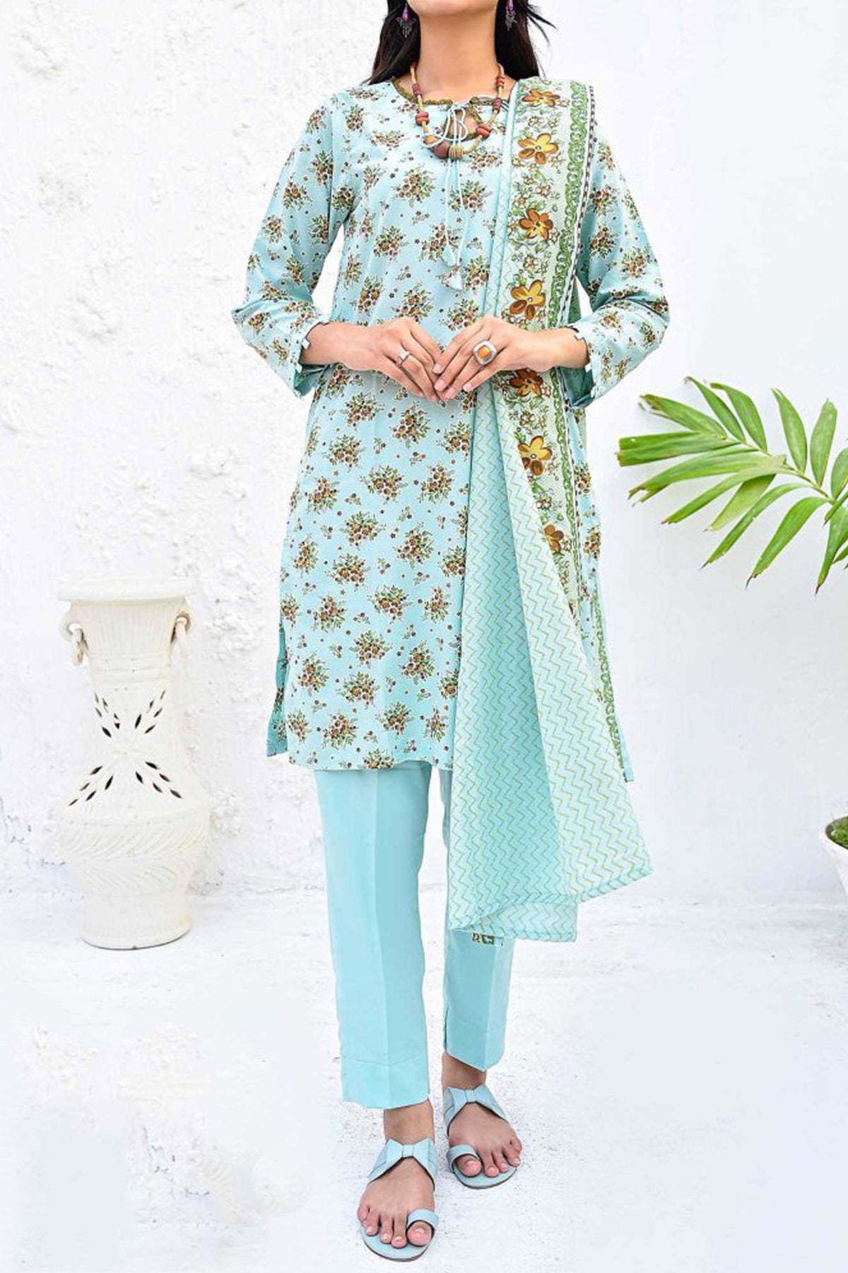 Amna Khadija Unstitched 3 Piece Wrinkle Free Prints Vol-18 Collection'2024-1102-A