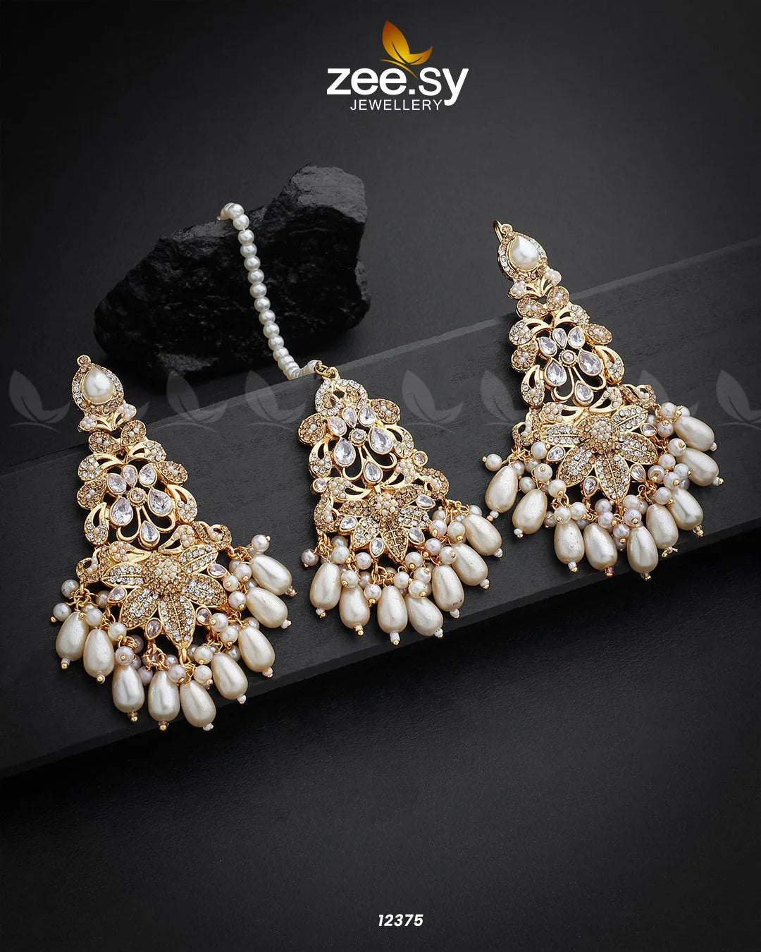 Sarah's Earrings Pearl - Zeesy Jewellery