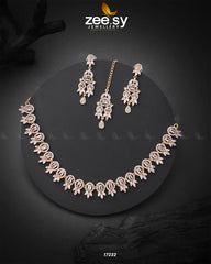 Seraphic Necklace Golden White - Zeesy Jewellery