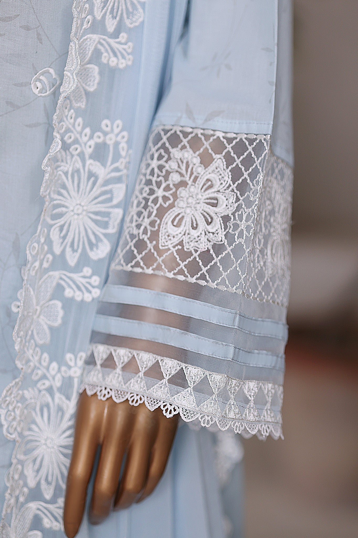 Khombi Stitched 3 Piece Luxury Cotton Collection'2025-198-LB-Kari Patta