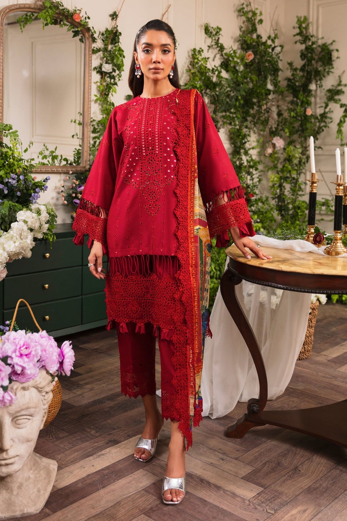 Pairi Daeza By Nine Needles Unstitched 3 Piece Luxury Lawn Collection'2025-Vine-NL-08