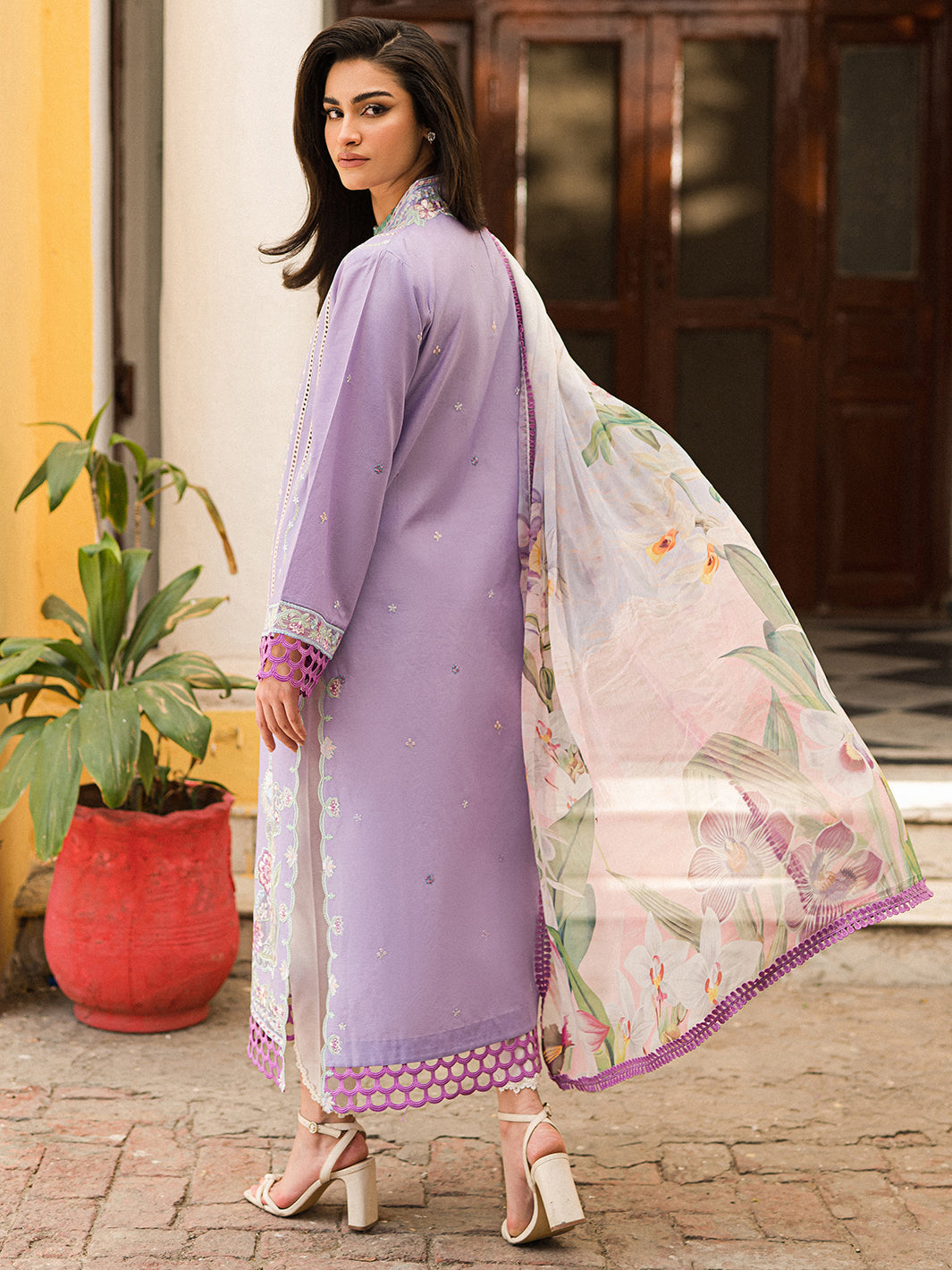 Wisteria by Roheenaz Unstitched 3 Piece Summer Lawn V-II Collection'2023-27-B-Giti