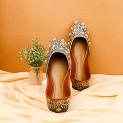Flutterby Khussa Collection'25-Kh-Emma