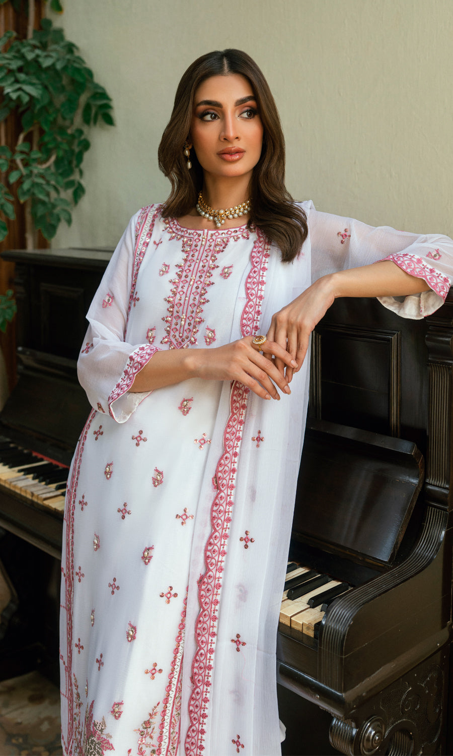 Morbagh By Shamooz Stitched 3 Piece Formals Collection'2025-Crystal White SEM-0791