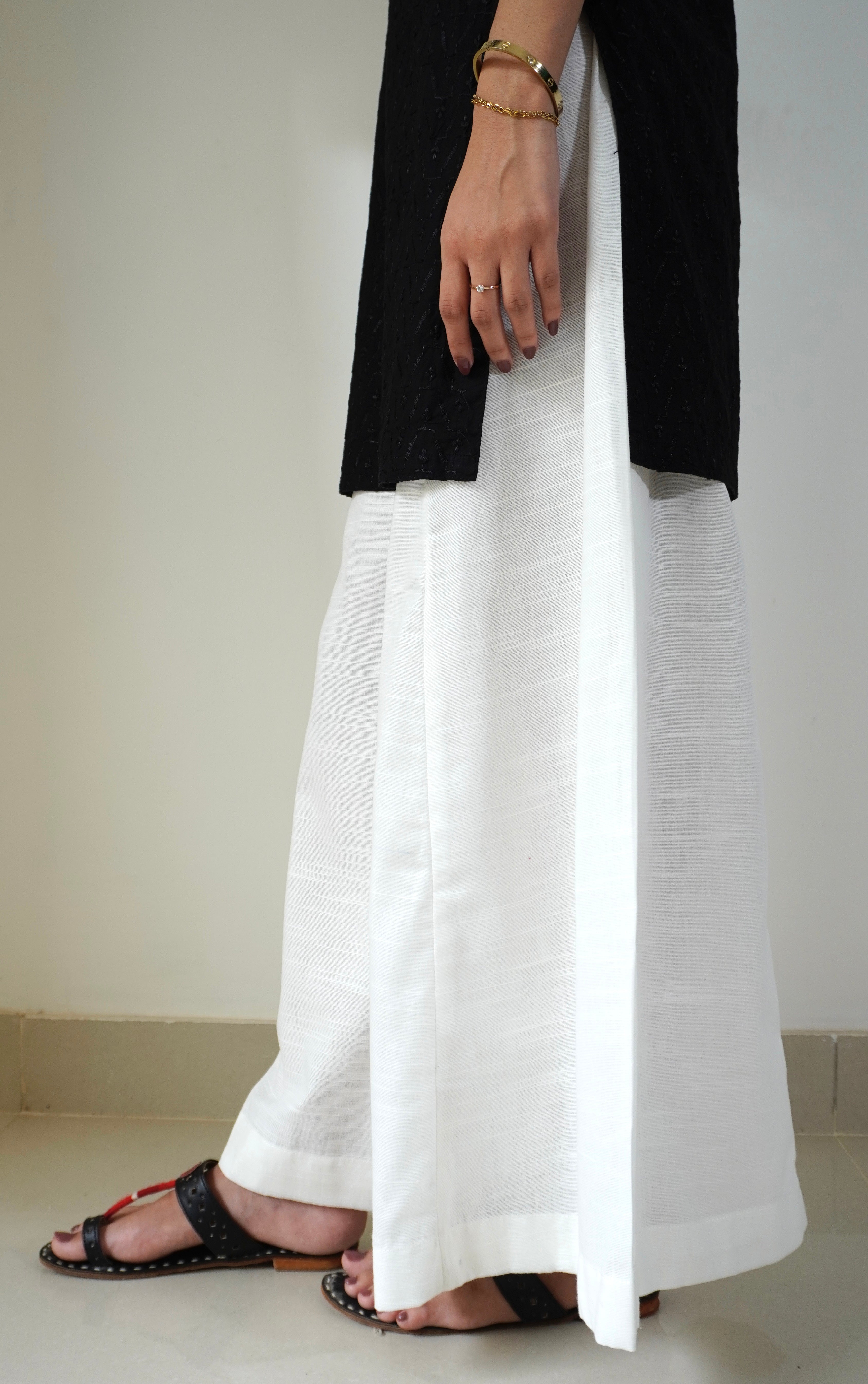 Deck Up Classic Khaddar Ijaar - White