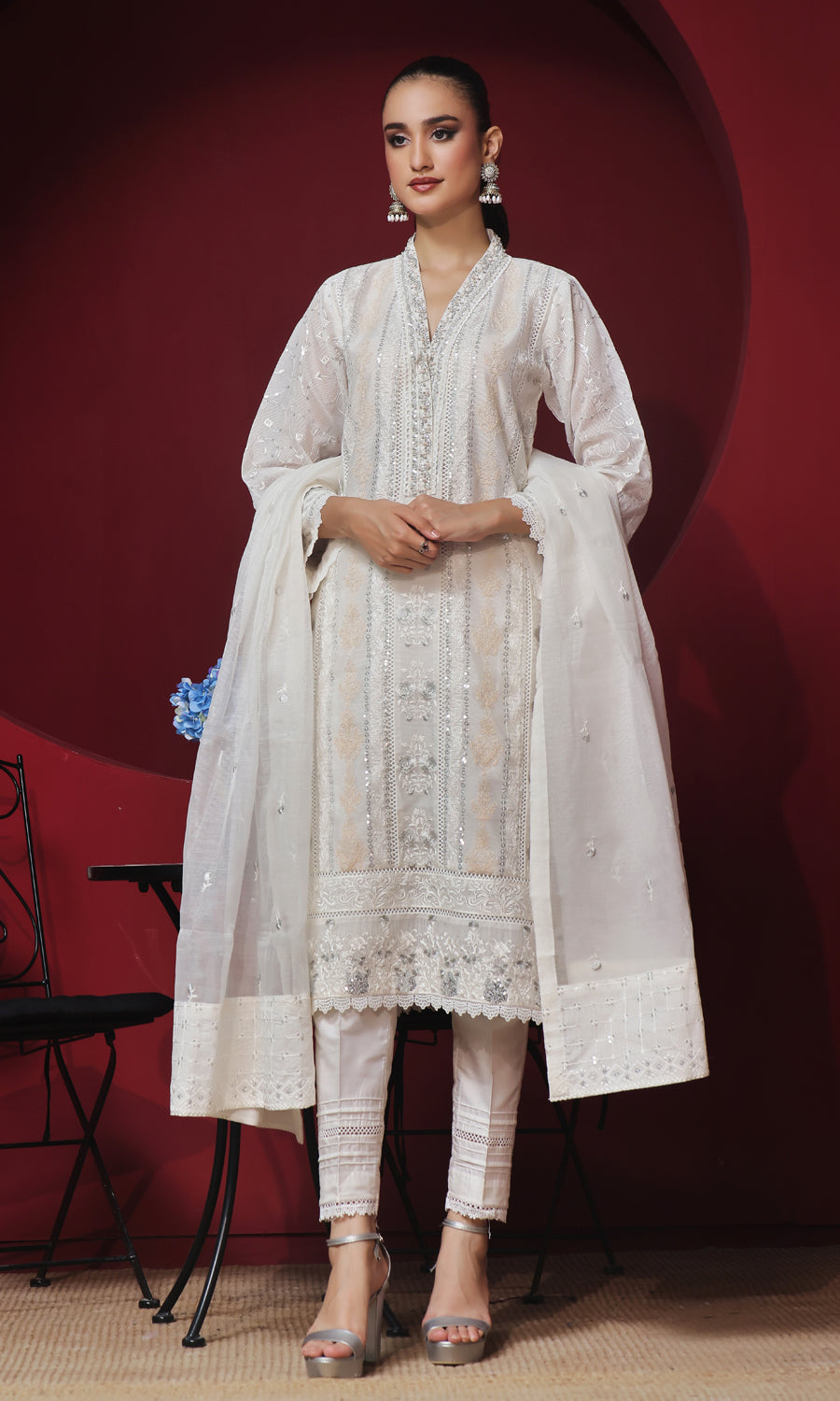Shamooz Stitched 3 Piece Formals Collection'2025-White SEM-0748