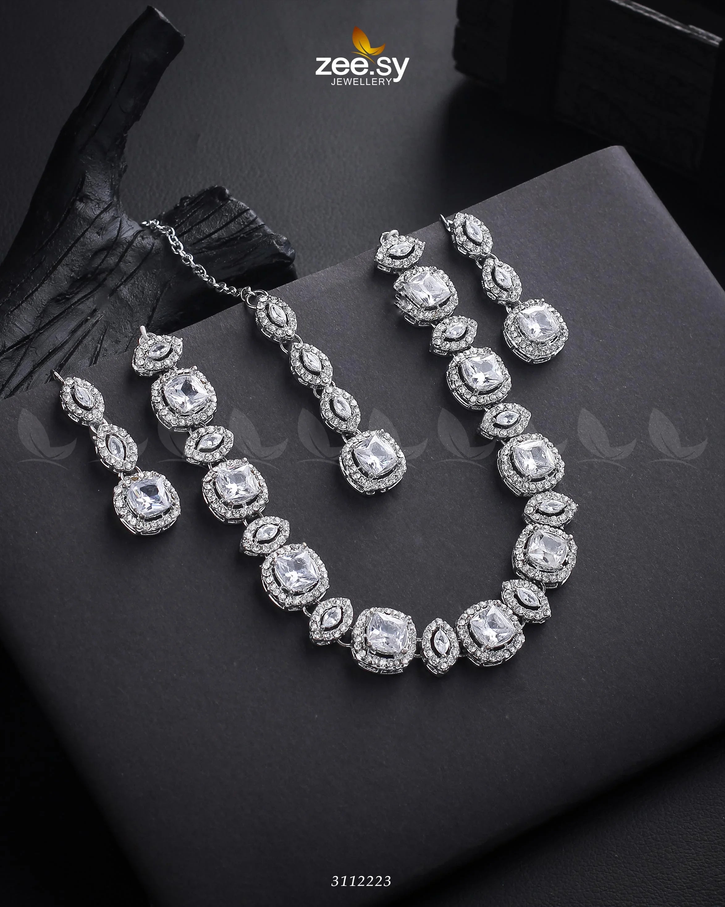 Scabiosa Necklace Set Silver White - Zeesy Jewellery