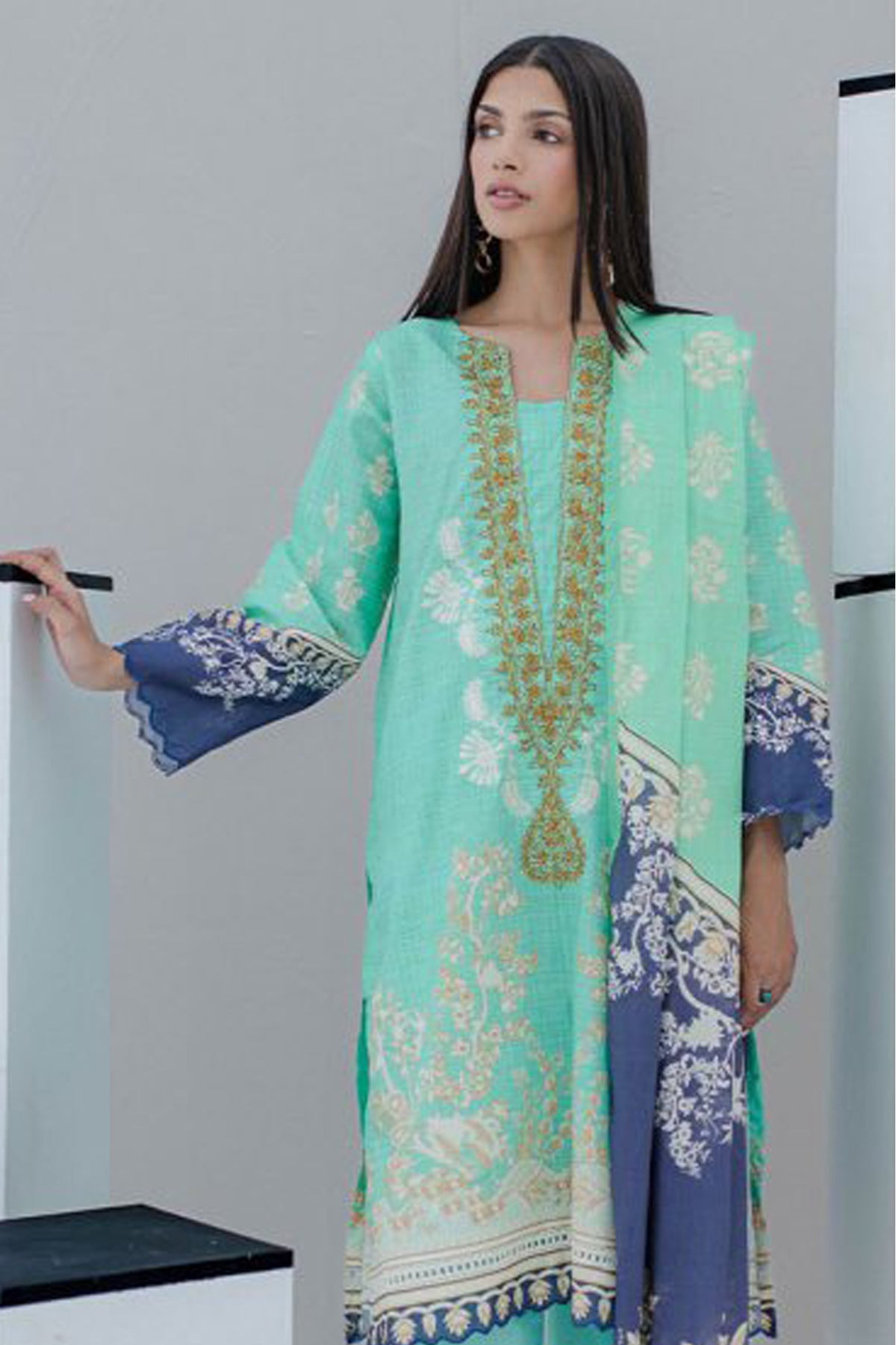 Zellbury Unstitched Printed & Emb Lawn Vol-04 Collection'2023-WU-356