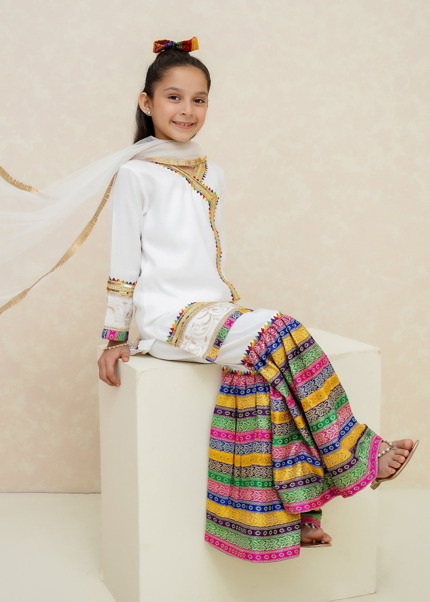 Mah e Noor By Modest Stitched 3 Piece Formals Collection-White