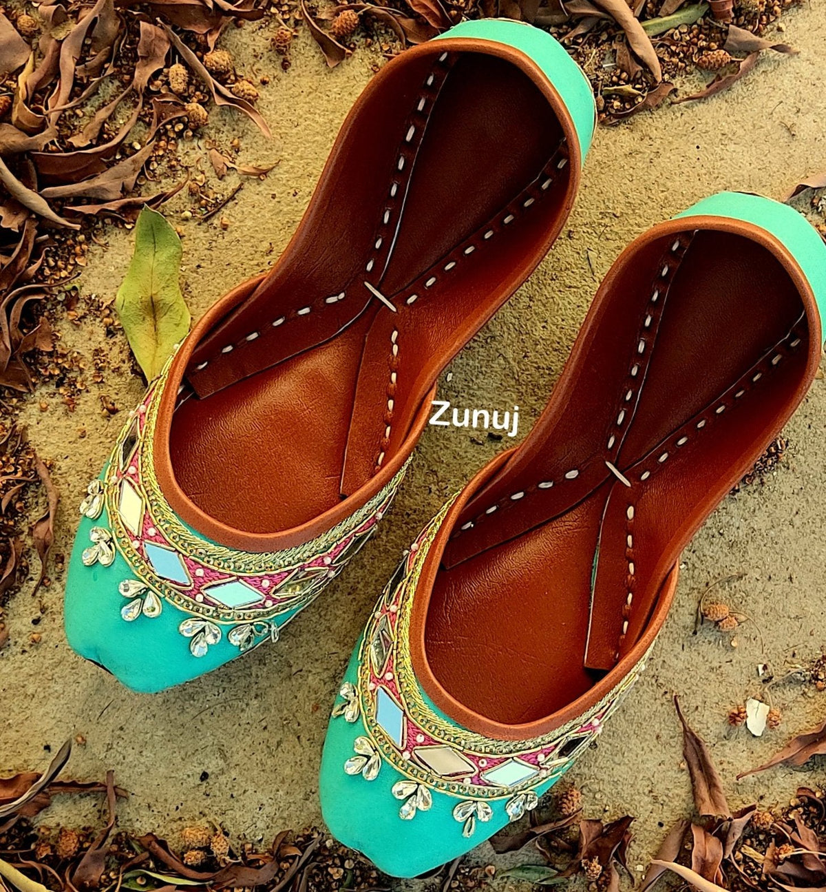 Zuruj Khussa Collection'2025-Zun-20