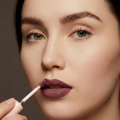 Zeena- Liquid Matte Tattoo Lipstick 040 Cocoa