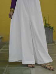 Deck Up Classic Flared Ijaar - White