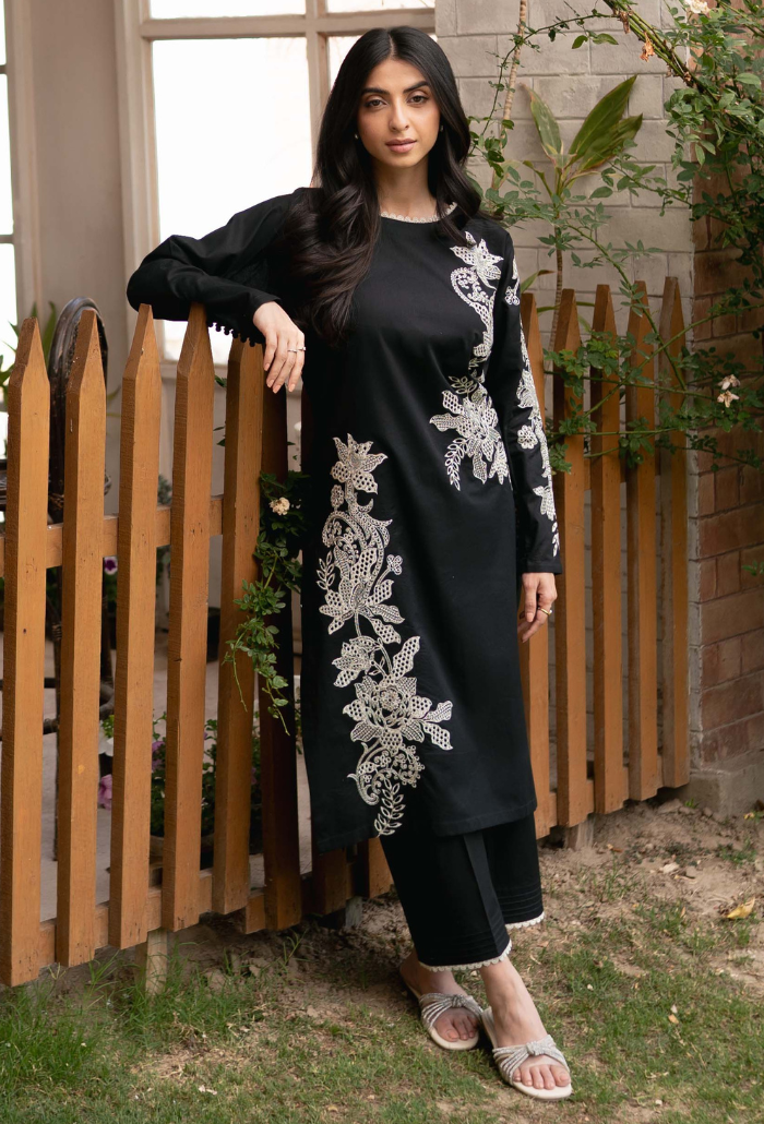 Humdum Stitched 2 Piece Emb Lawn Pret Collection'2025-01