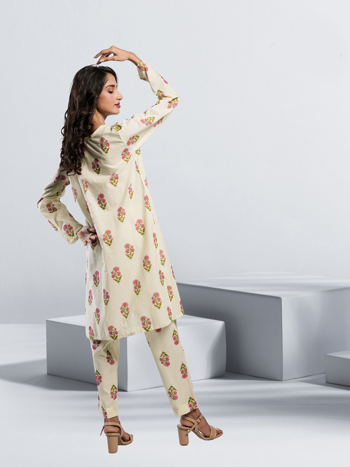 Ahlam Soft Cambric Stitched-Mogul Co-ord Set Collection'2024