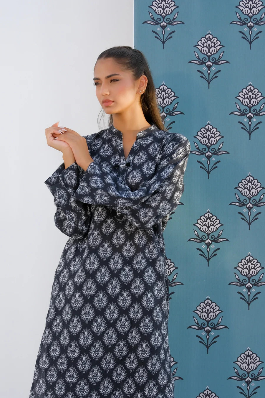 Dhaga Stitched 2 Piece Lawn Collection'2025-Matching separate 006