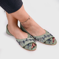 On Your Feets Peshawari Khussa-Alina Cut