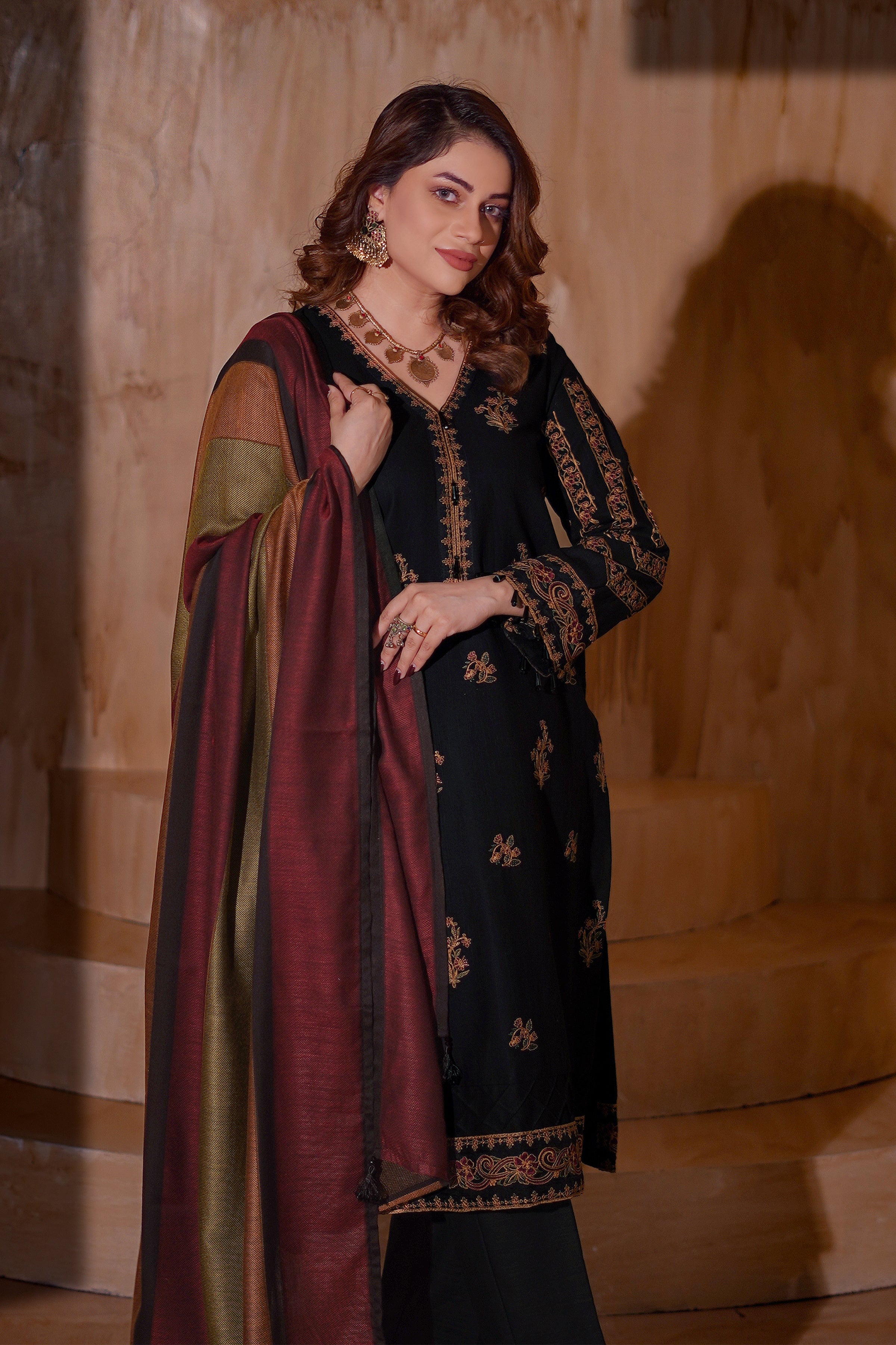 Aayra Stitched Winter Collection'2025-AY1143 - Smoky Black 3Pc