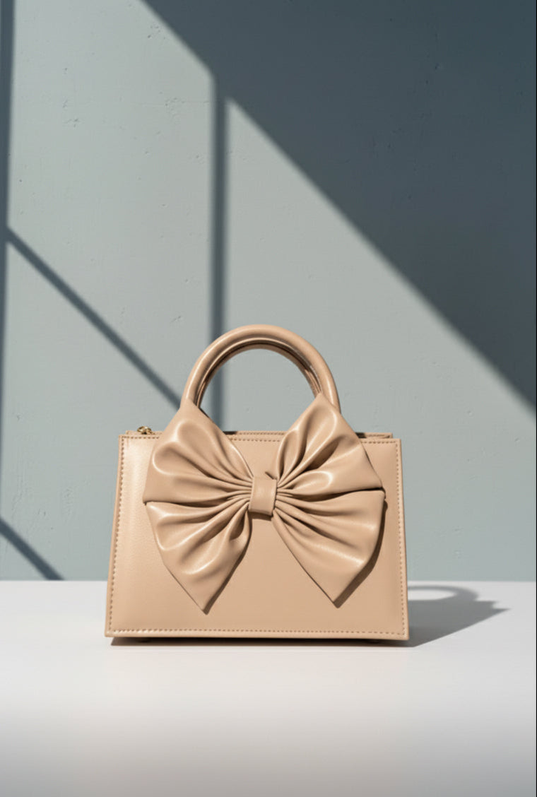 Fineur Hand Bag Gloss Bow Beige