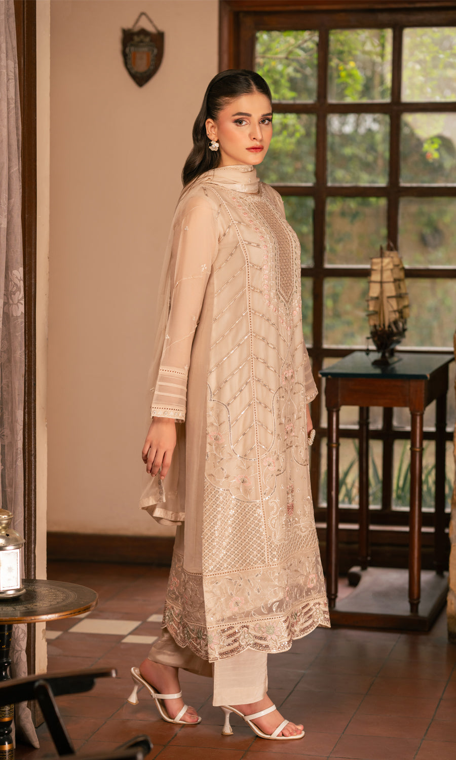 Shamooz Stitched 3 Piece Formals Collection'2025-Warm Ivory SE-043
