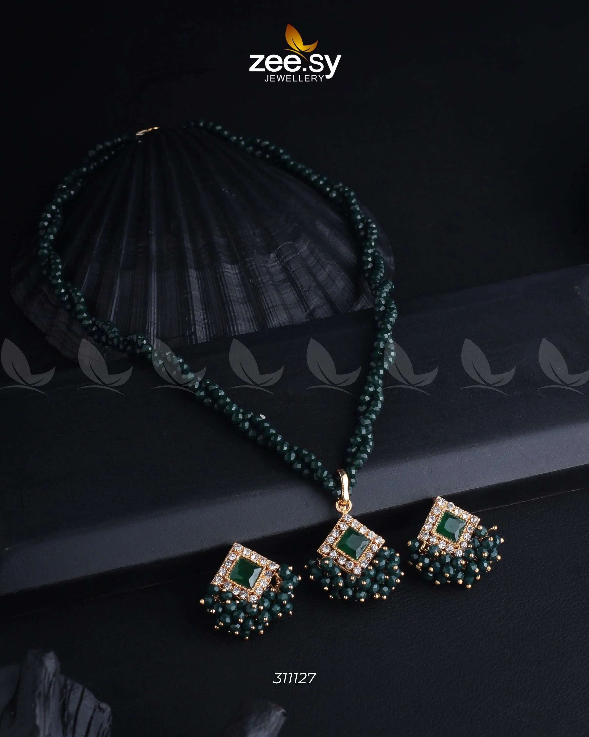 Pendant Necklace Golden Green - Zeesy Jewellery
