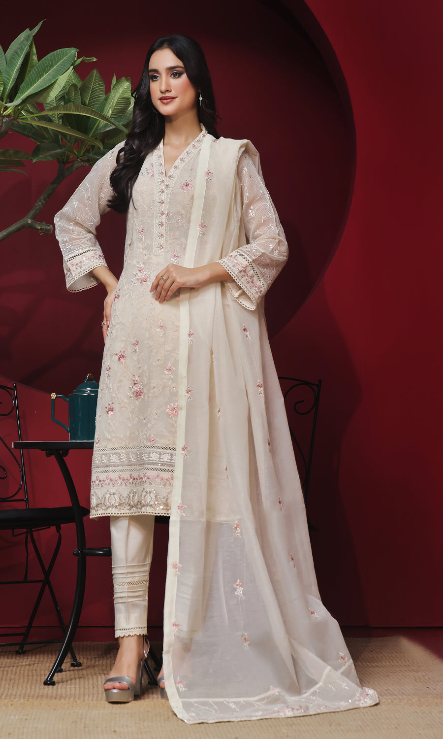 Shamooz Stitched 3 Piece Formals Collection'2025-Ivory SEM-0746